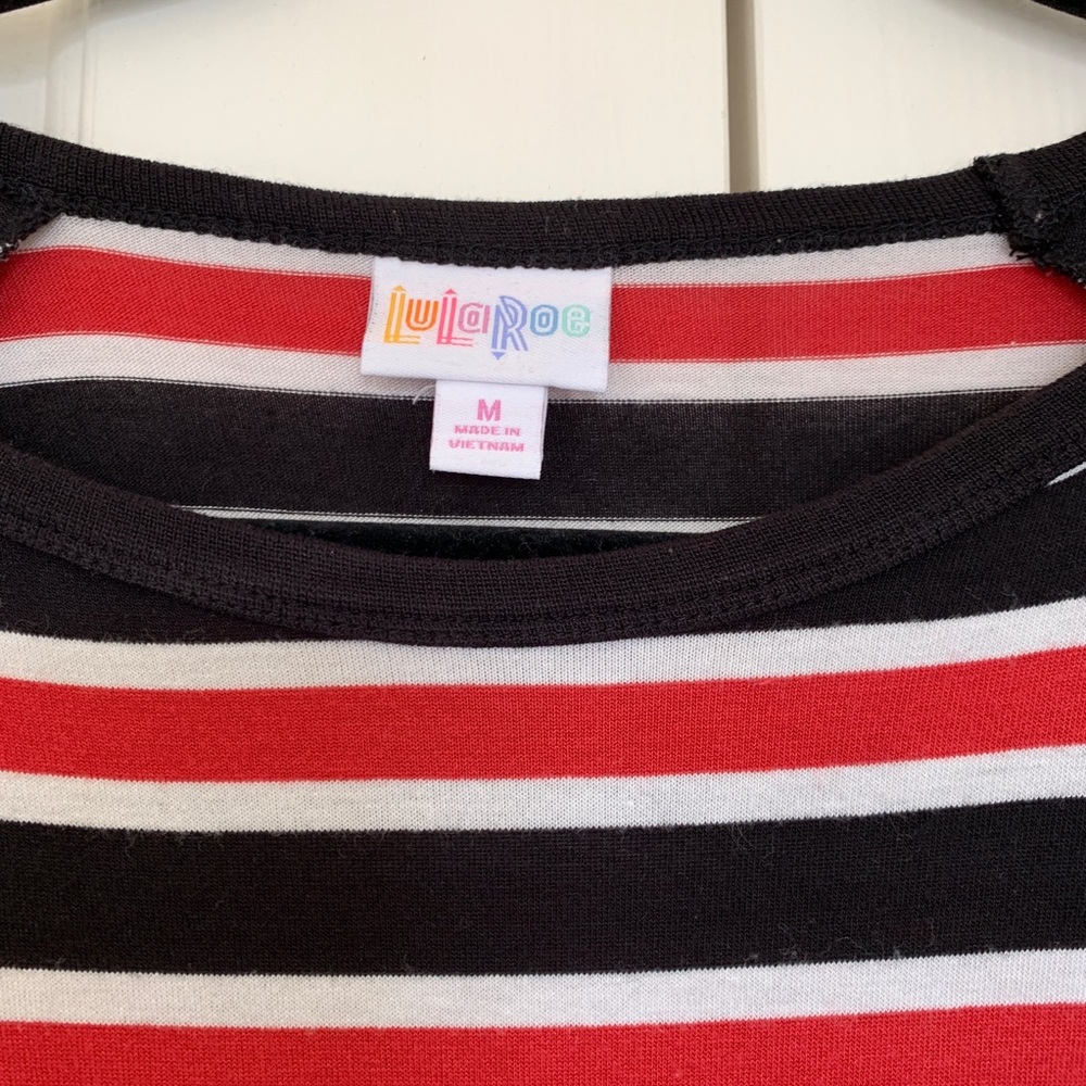 LuLaRoe Randy top - Picture 3 of 4